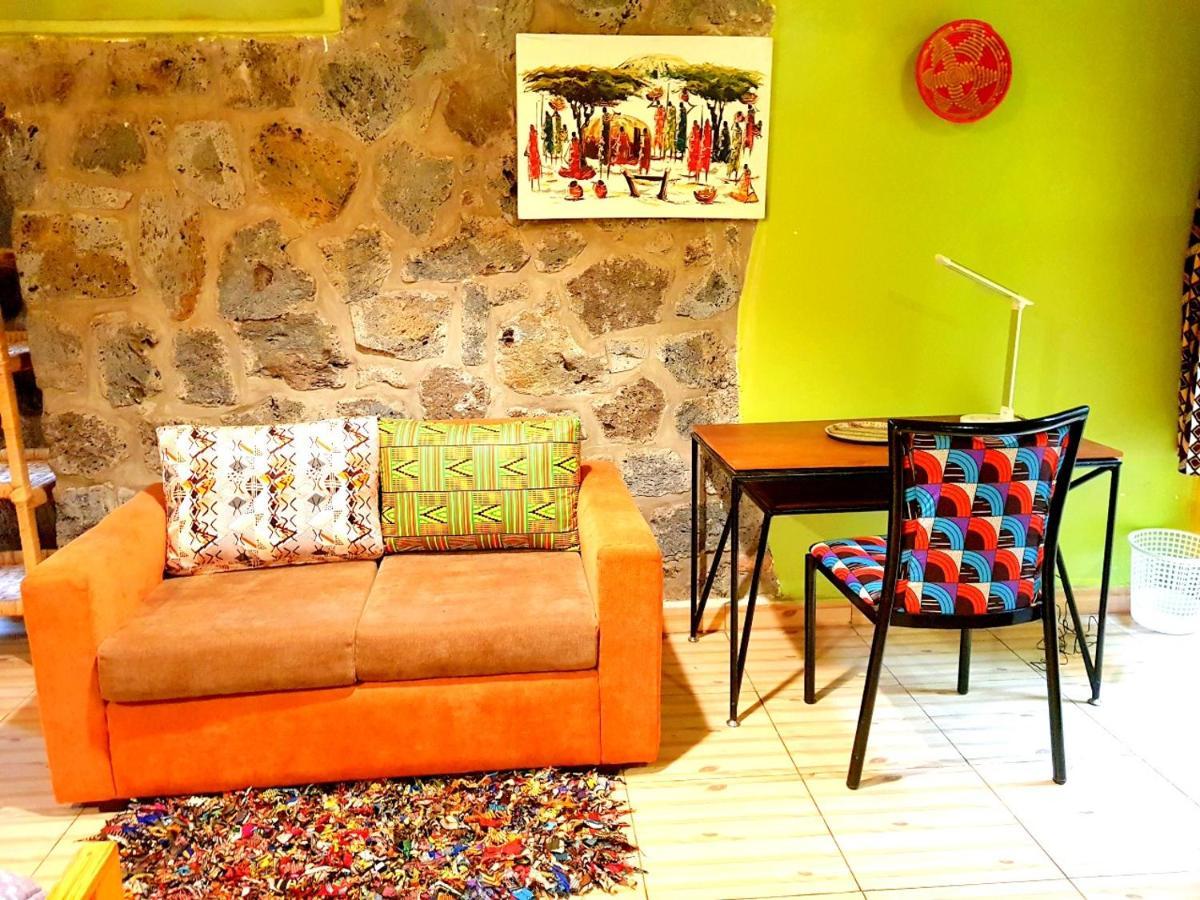 Yambi Guesthouse Кигали Экстерьер фото
