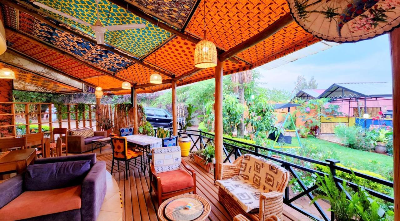 Yambi Guesthouse Кигали Экстерьер фото