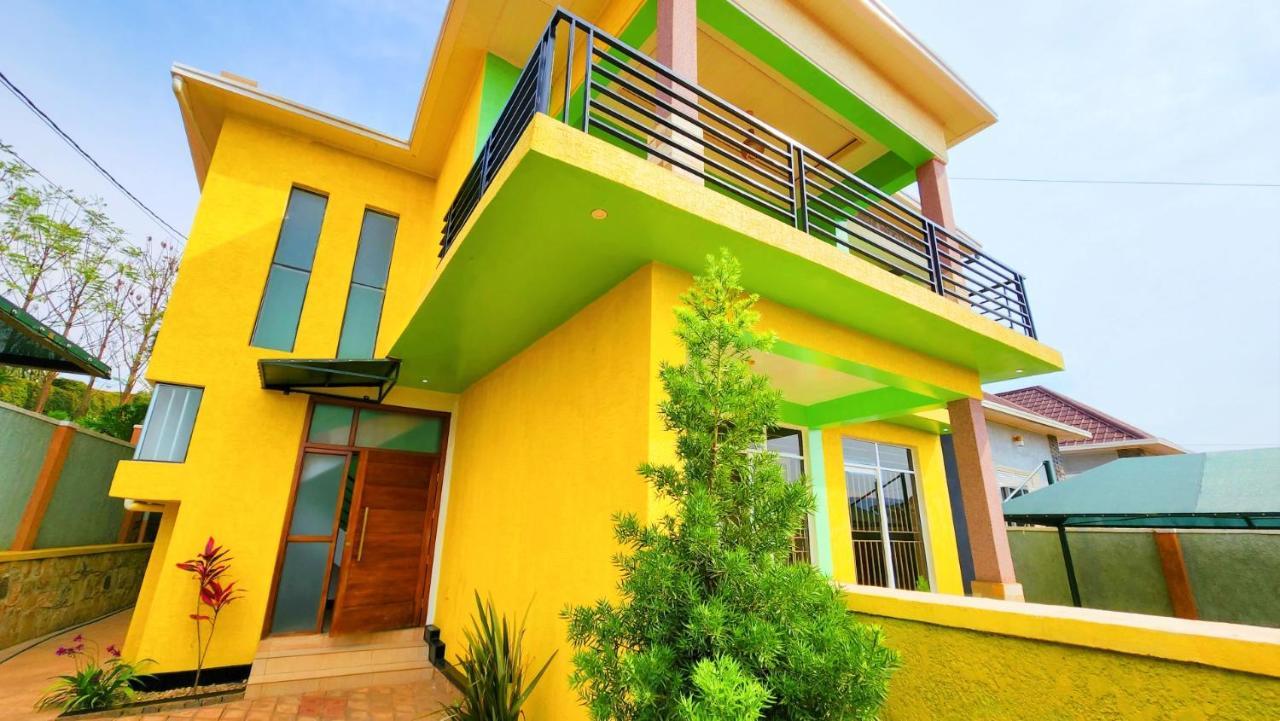 Yambi Guesthouse Кигали Экстерьер фото