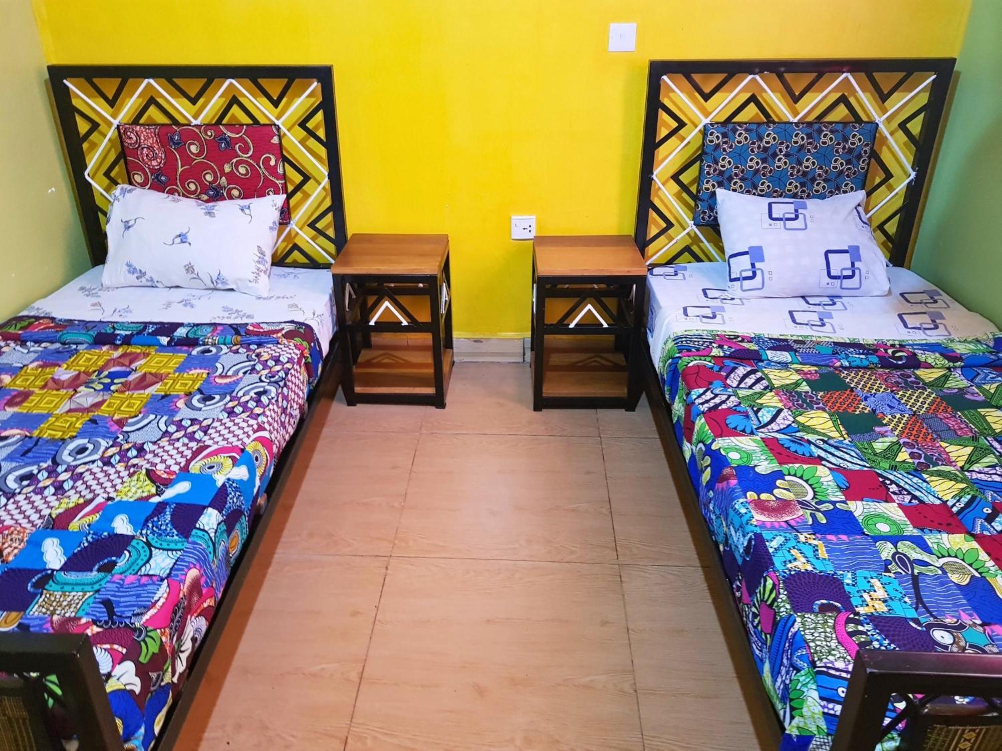 Yambi Guesthouse Кигали Экстерьер фото